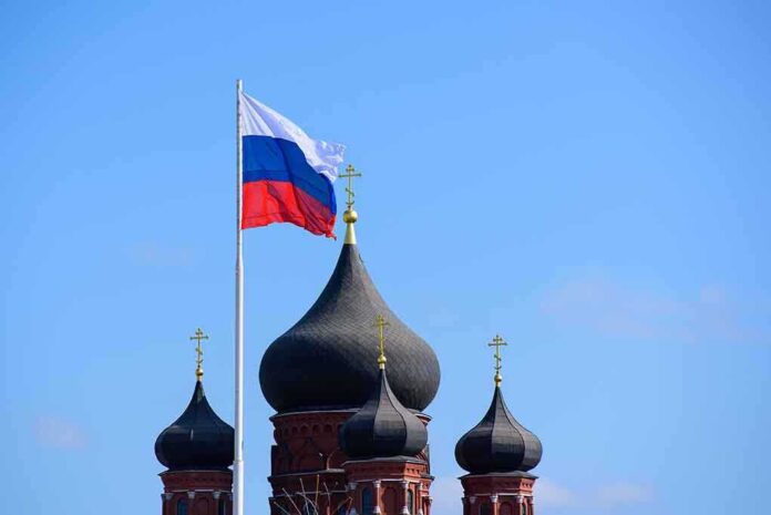 753321622 featured image Russian flag next to church domes