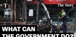 Bus, Cars, and Houses Torched in Belfast Over Stabbing